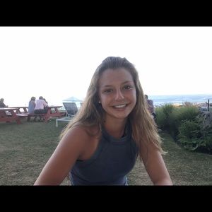 Meet your Posher, Michaela